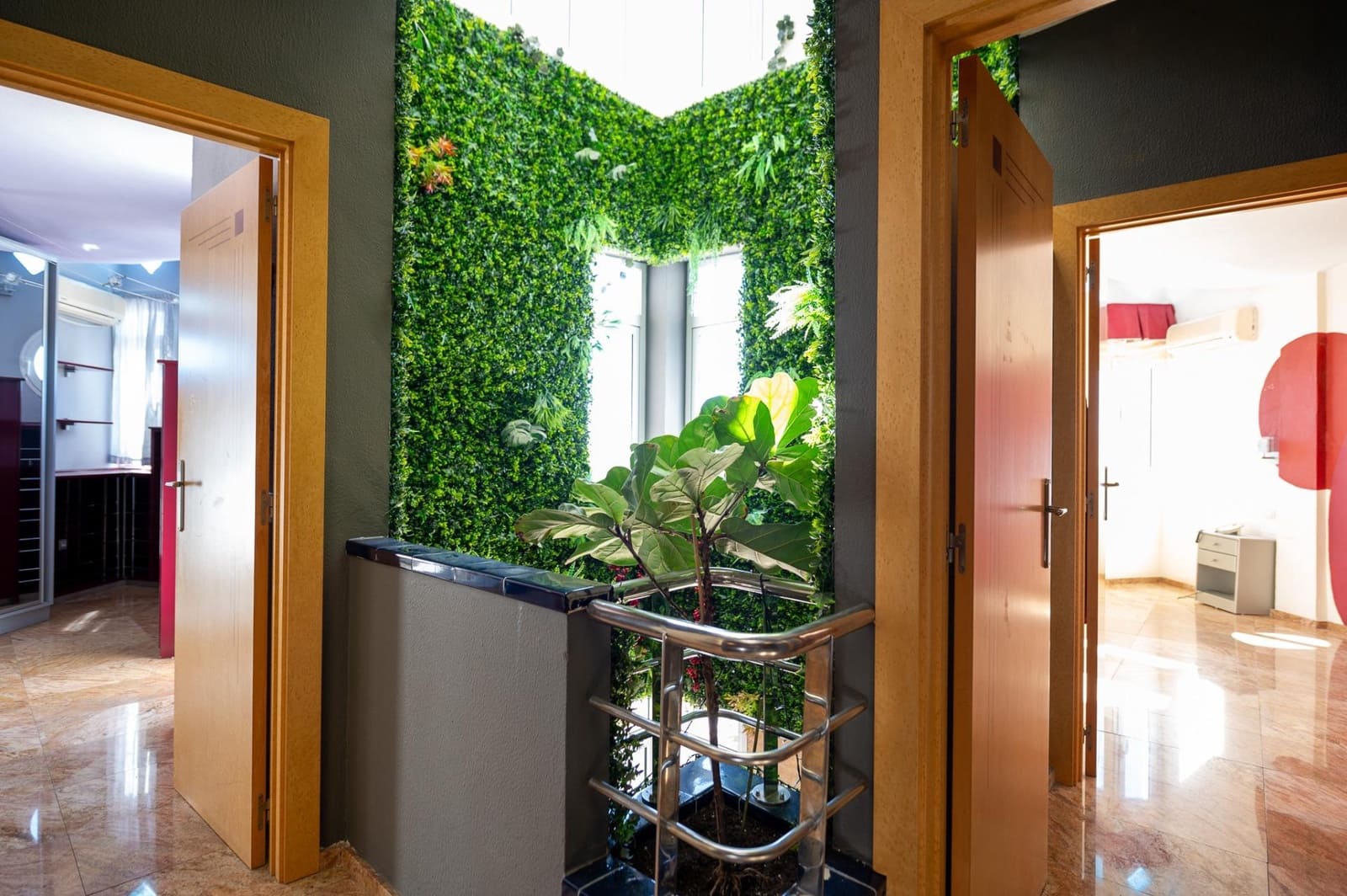 5 bedroom Villa for sale in San Bartolome de Tirajana with pool - € 1,150,000 (Ref: 9659456)