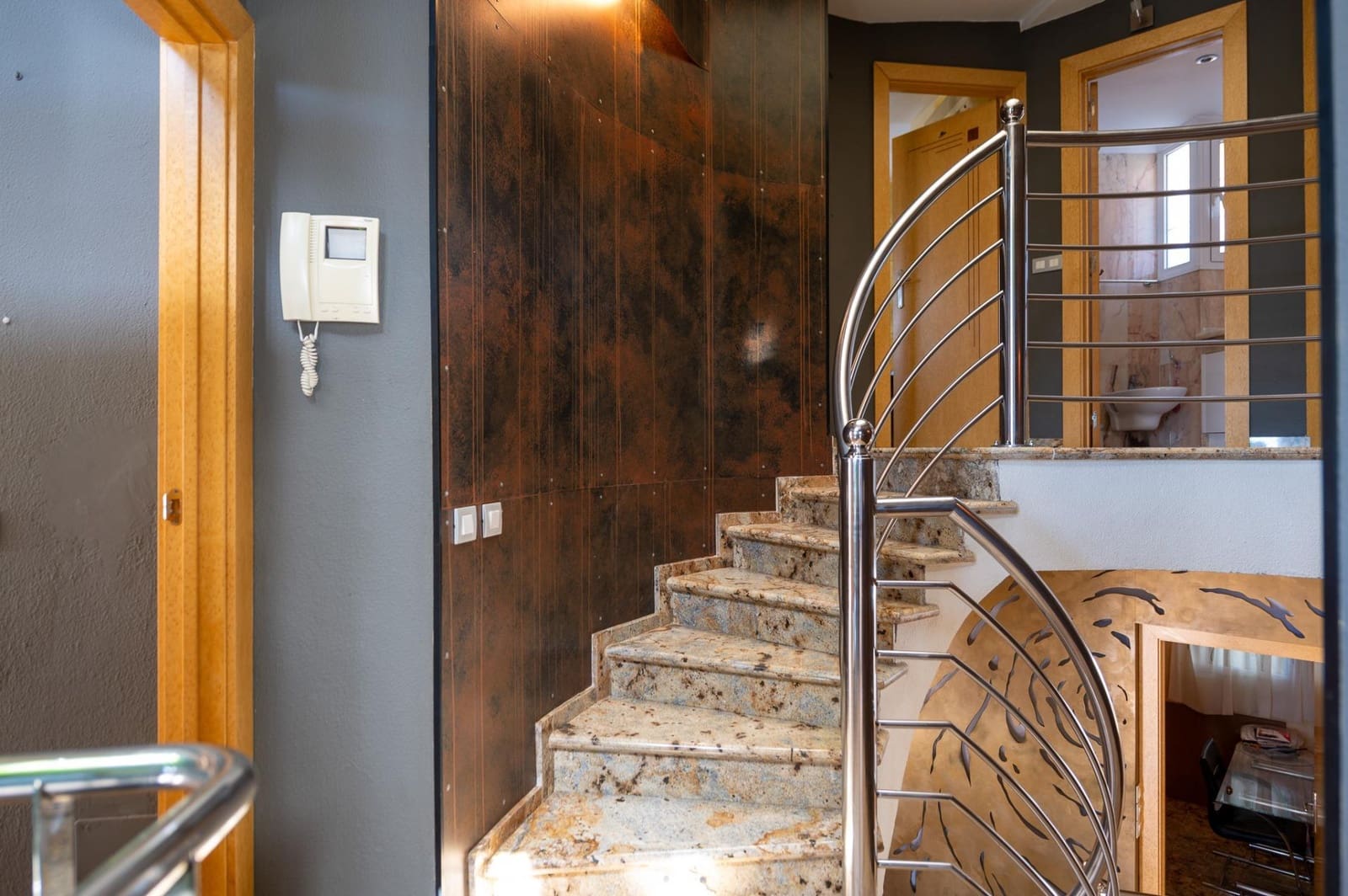 5 bedroom Villa for sale in San Bartolome de Tirajana with pool - € 1,150,000 (Ref: 9659456)