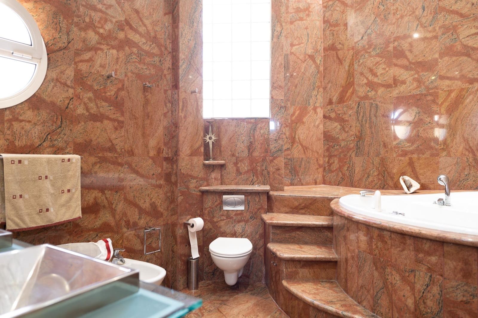 5 bedroom Villa for sale in San Bartolome de Tirajana with pool - € 1,150,000 (Ref: 9659456)