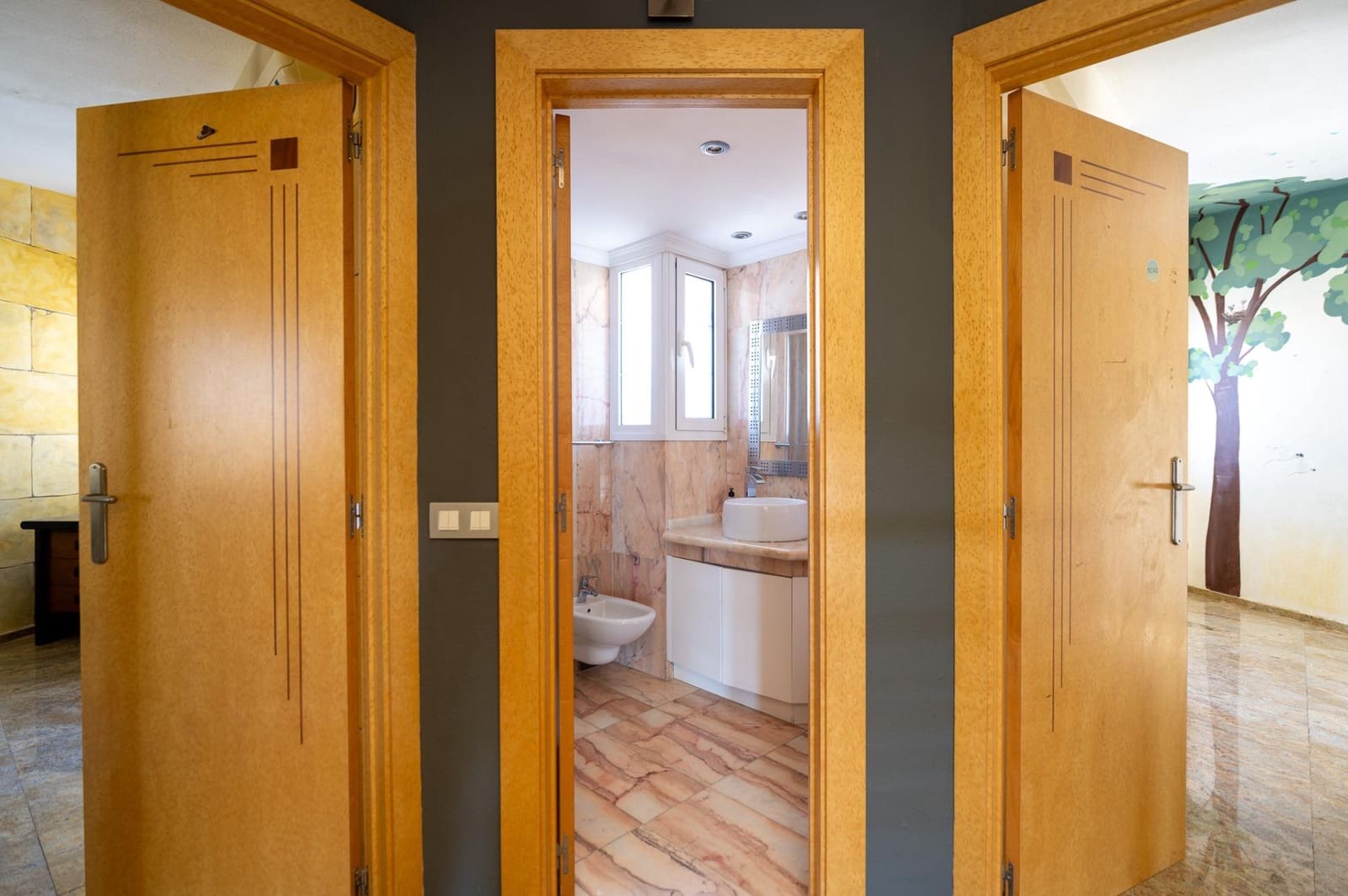 5 bedroom Villa for sale in San Bartolome de Tirajana with pool - € 1,150,000 (Ref: 9659456)