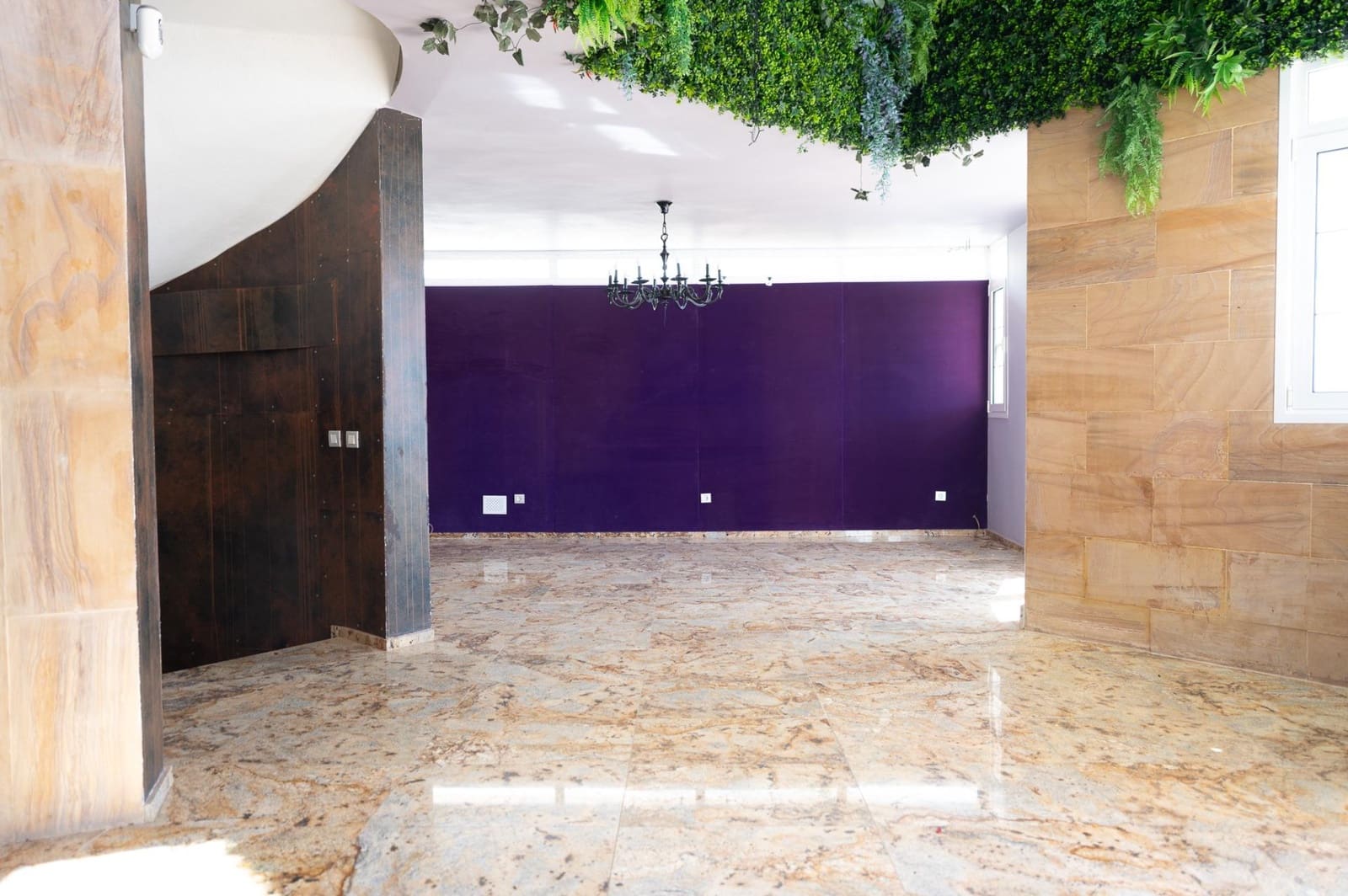 5 bedroom Villa for sale in San Bartolome de Tirajana with pool - € 1,150,000 (Ref: 9659456)