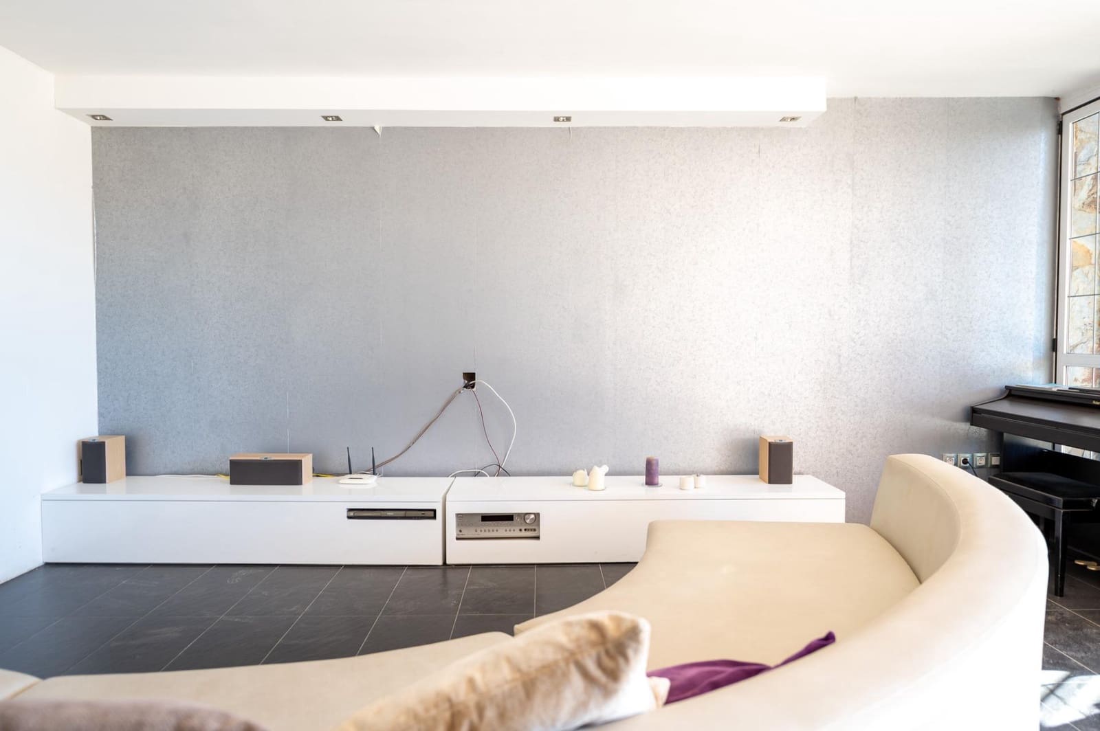 5 bedroom Villa for sale in San Bartolome de Tirajana with pool - € 1,150,000 (Ref: 9659456)