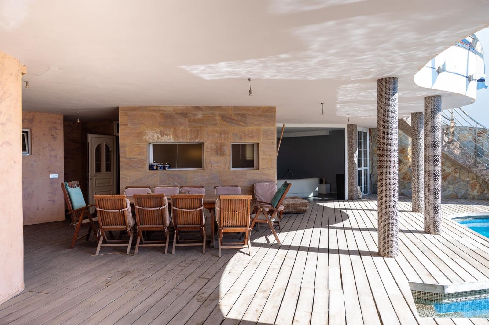 5 bedroom Villa for sale in San Bartolome de Tirajana with pool - € 1,150,000 (Ref: 9659456)