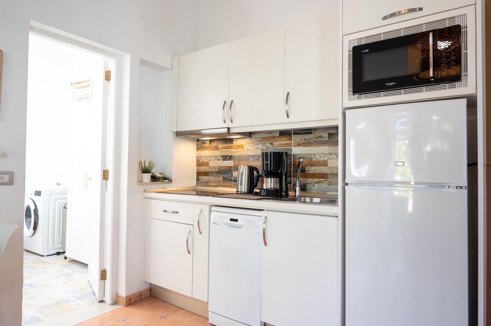 2 slaapkamer Bungalow te koop in Maspalomas met zwembad - € 375.000 (Ref: 9815863)