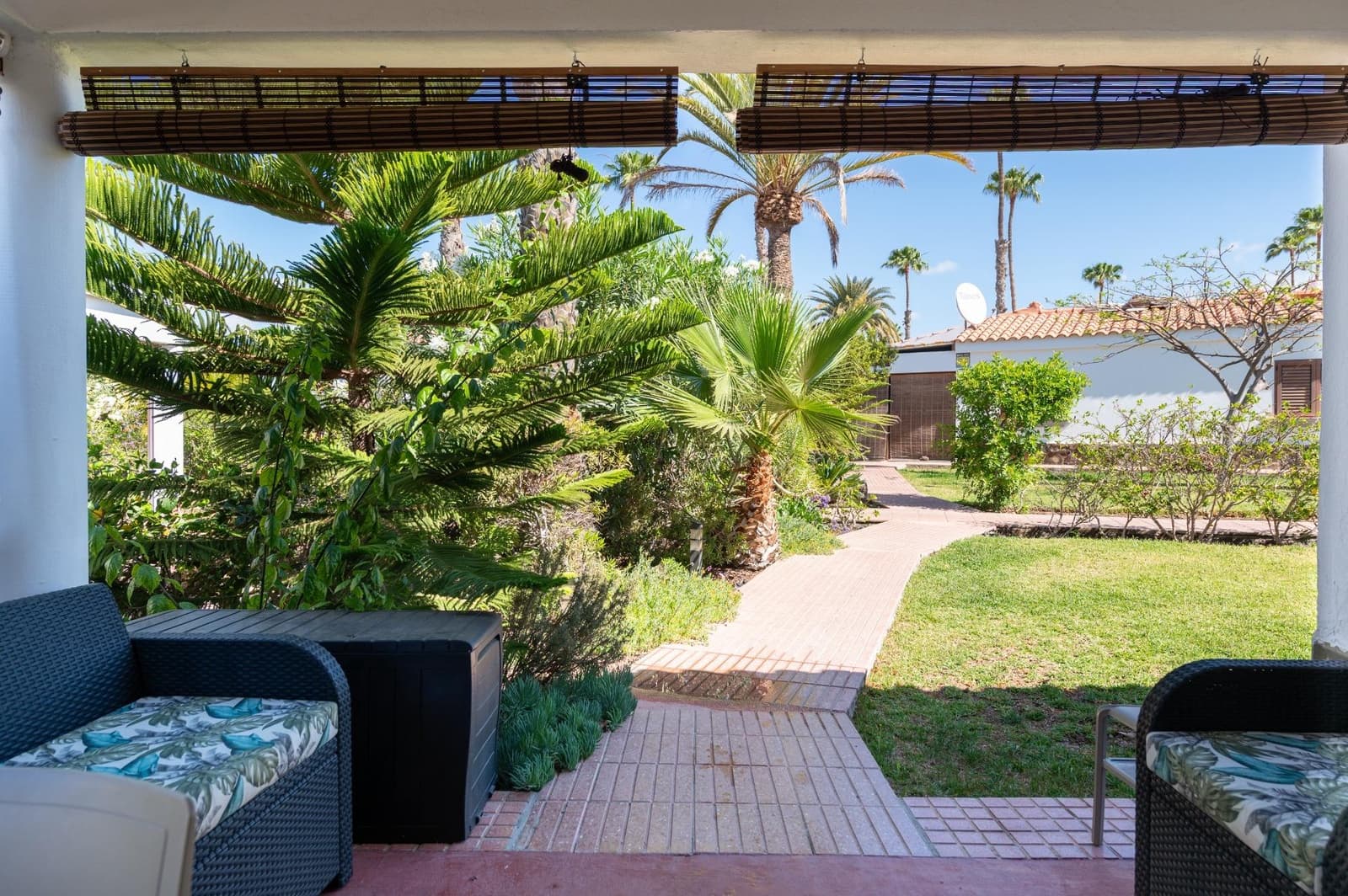 2 slaapkamer Bungalow te koop in Maspalomas met zwembad - € 375.000 (Ref: 9815863)