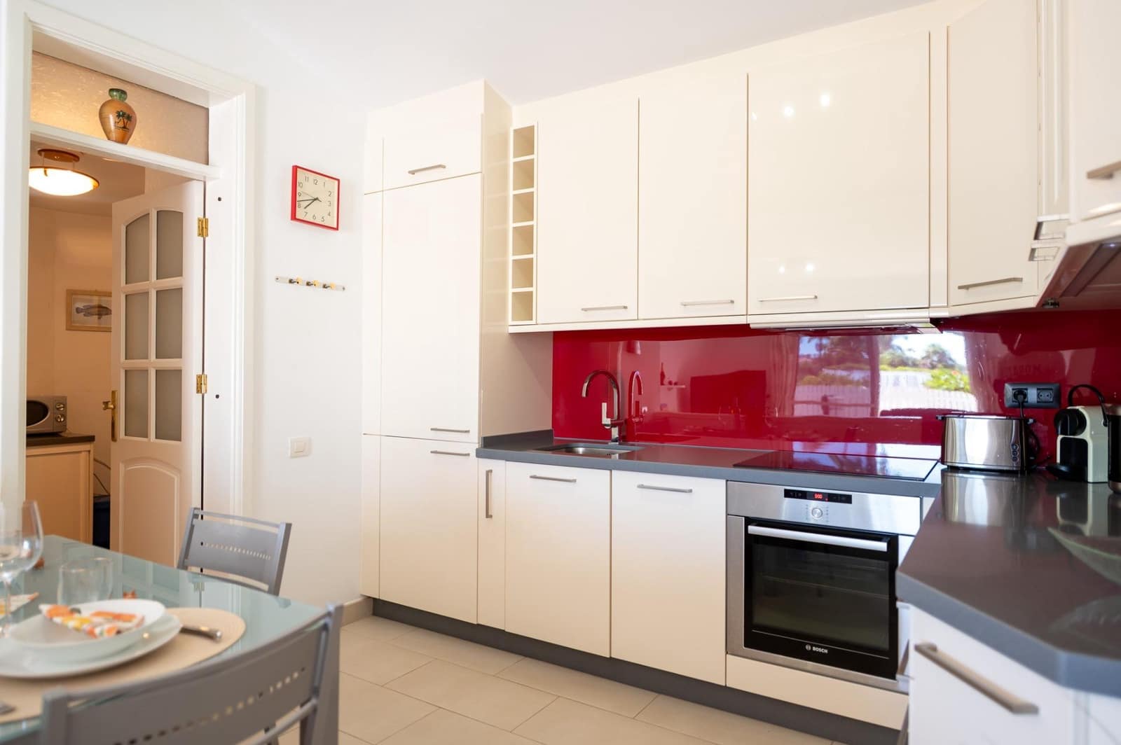 2 bedroom Bungalow for sale in Maspalomas with pool - € 425,000 (Ref: 9936410)