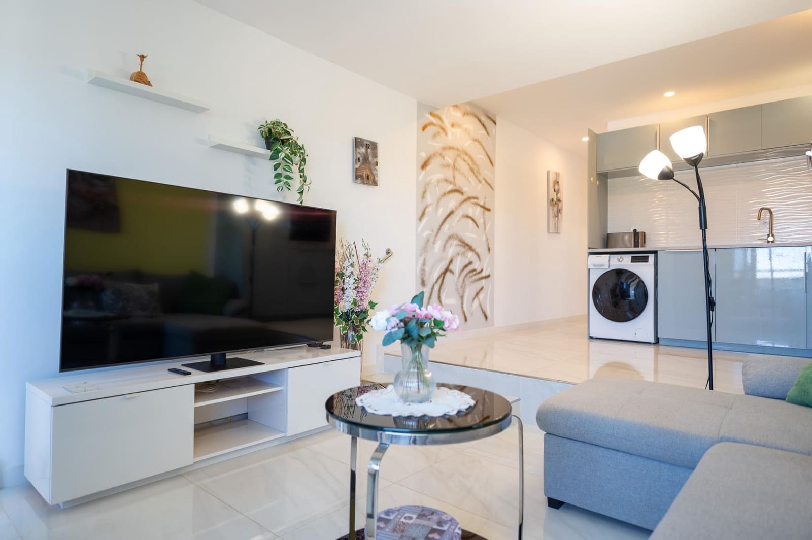 1 bedroom Apartment for sale in Playa del Ingles with pool - € 265,000 (Ref: 9939997)