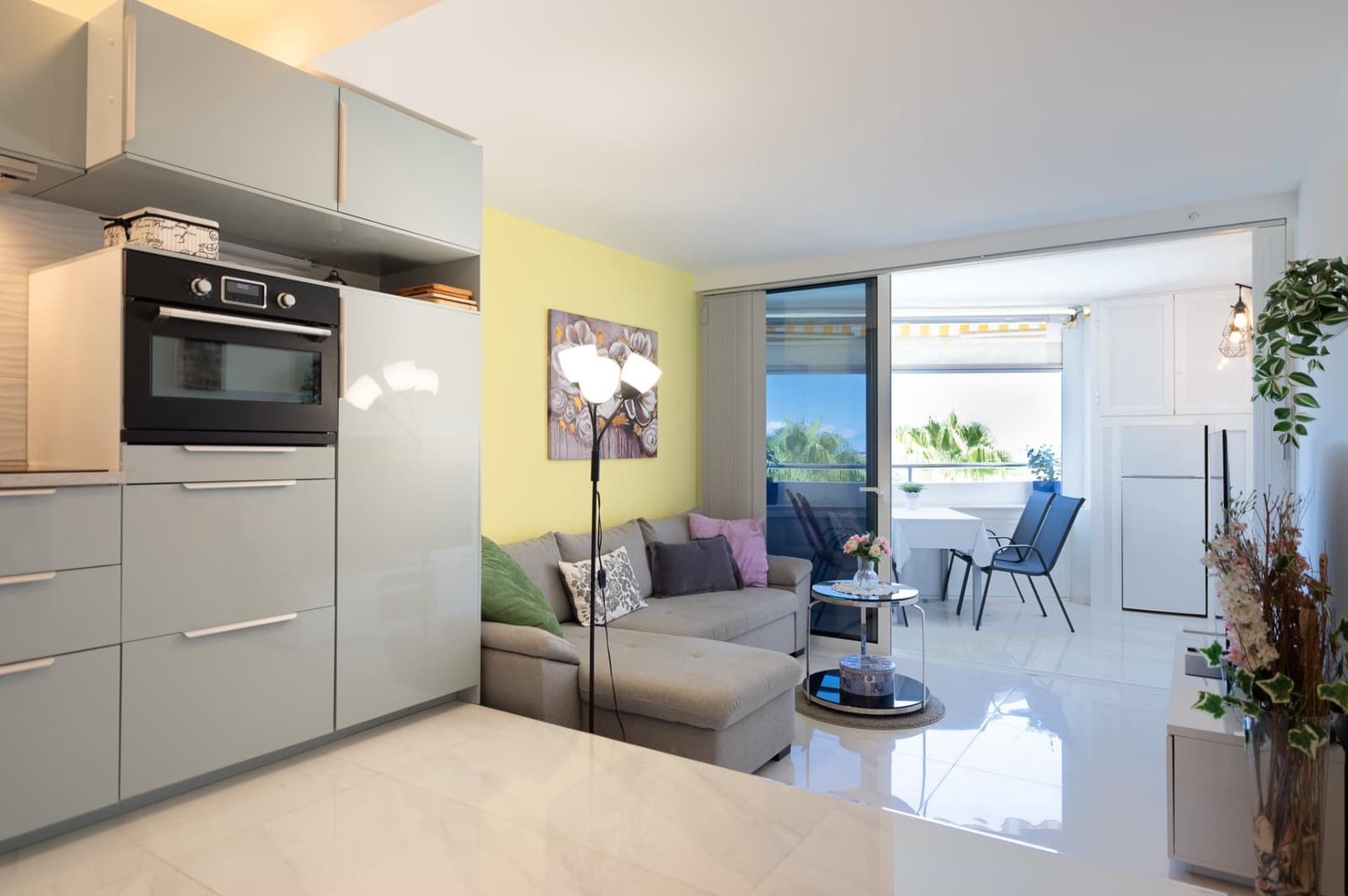 1 bedroom Apartment for sale in Playa del Ingles with pool - € 265,000 (Ref: 9939997)