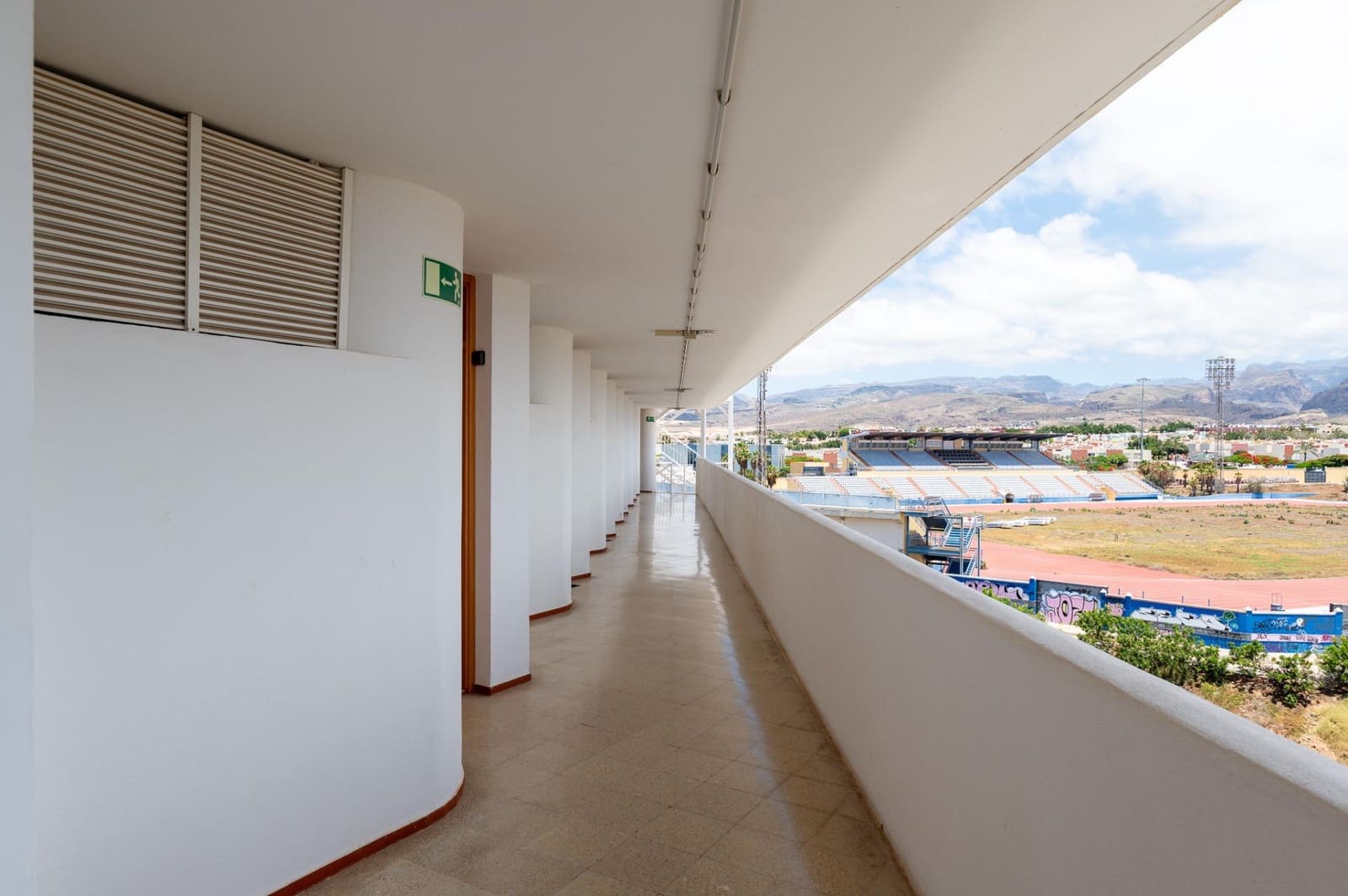 1 bedroom Apartment for sale in Playa del Ingles with pool - € 265,000 (Ref: 9939997)