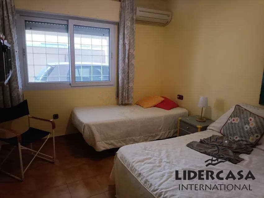 4 sypialnia Willa na sprzedaż w Orihuela z basenem garażem - 799 000 € (Ref: 9450709)