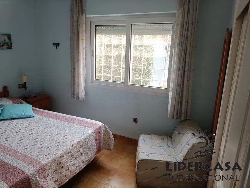 4 sypialnia Willa na sprzedaż w Orihuela z basenem garażem - 799 000 € (Ref: 9450709)