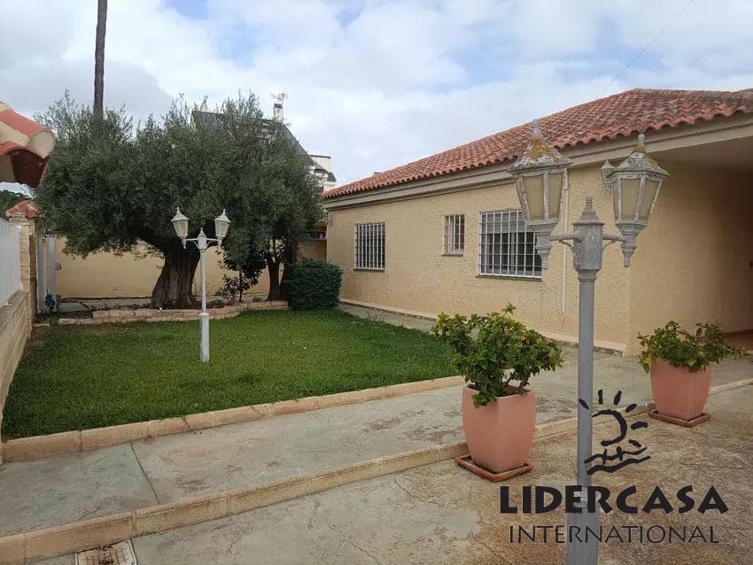 4 sypialnia Willa na sprzedaż w Orihuela z basenem garażem - 799 000 € (Ref: 9450709)