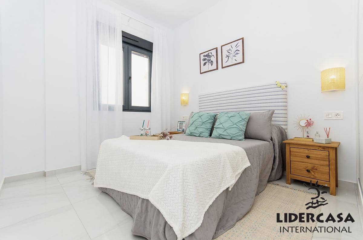 3 bedroom Semi-detached Villa for sale in Polop with pool garage - € 598,000 (Ref: 9450711)