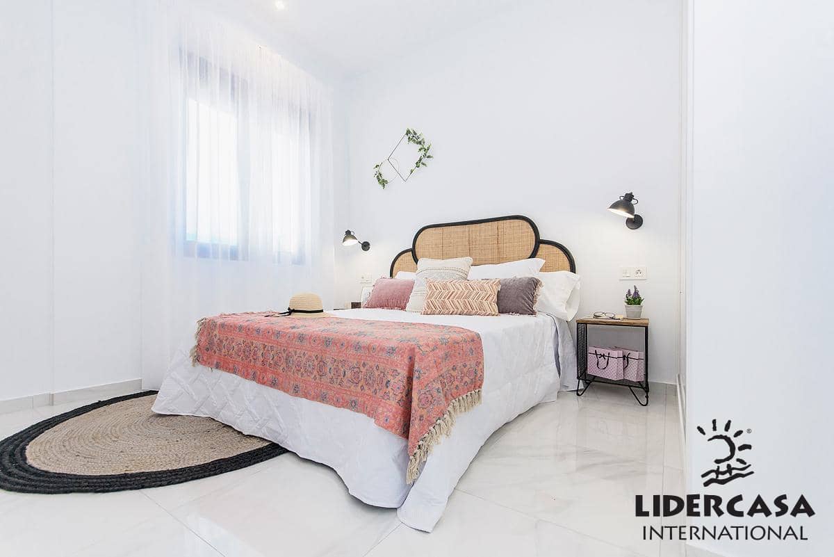 3 bedroom Semi-detached Villa for sale in Polop with pool garage - € 598,000 (Ref: 9450711)