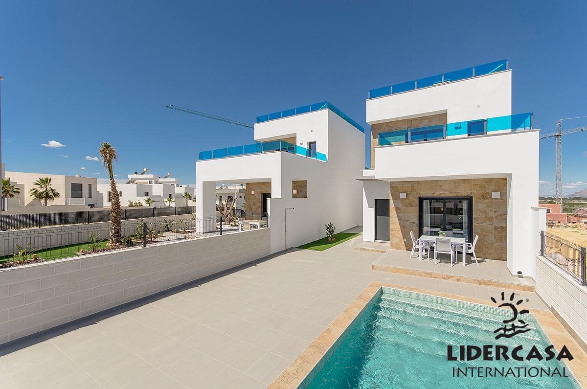 3 bedroom Semi-detached Villa for sale in Polop with pool garage - € 598,000 (Ref: 9450711)