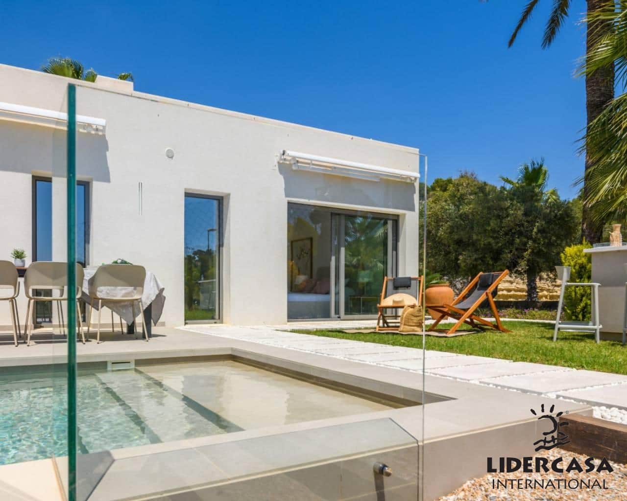 4 soveværelse Villa til salg i Dehesa de Campoamor med swimmingpool garage - € 965.000 (Ref: 9450714)