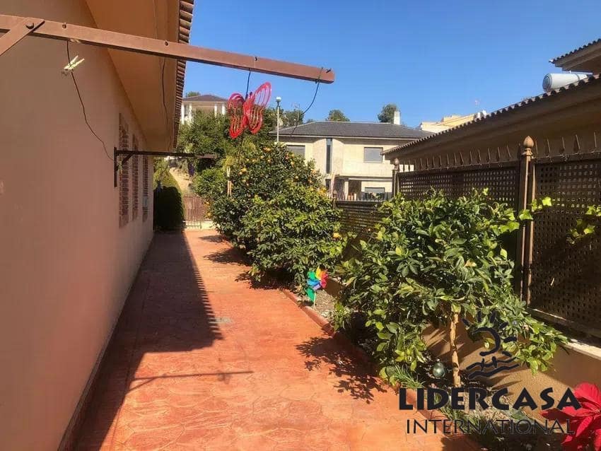 5 soverom Villa til salgs i El Esparragal med svømmebasseng garasje - € 510 000 (Ref: 9450719)