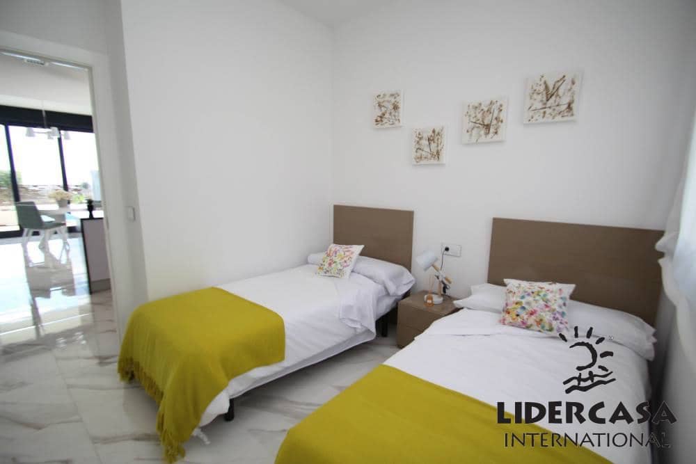 4 Zimmer Villa zu verkaufen in Orihuela mit Pool Garage - 975.000 € (Ref: 9450720)