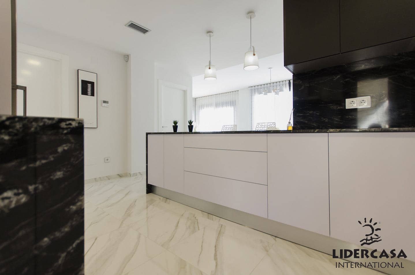 4 Zimmer Villa zu verkaufen in Orihuela mit Pool Garage - 975.000 € (Ref: 9450720)