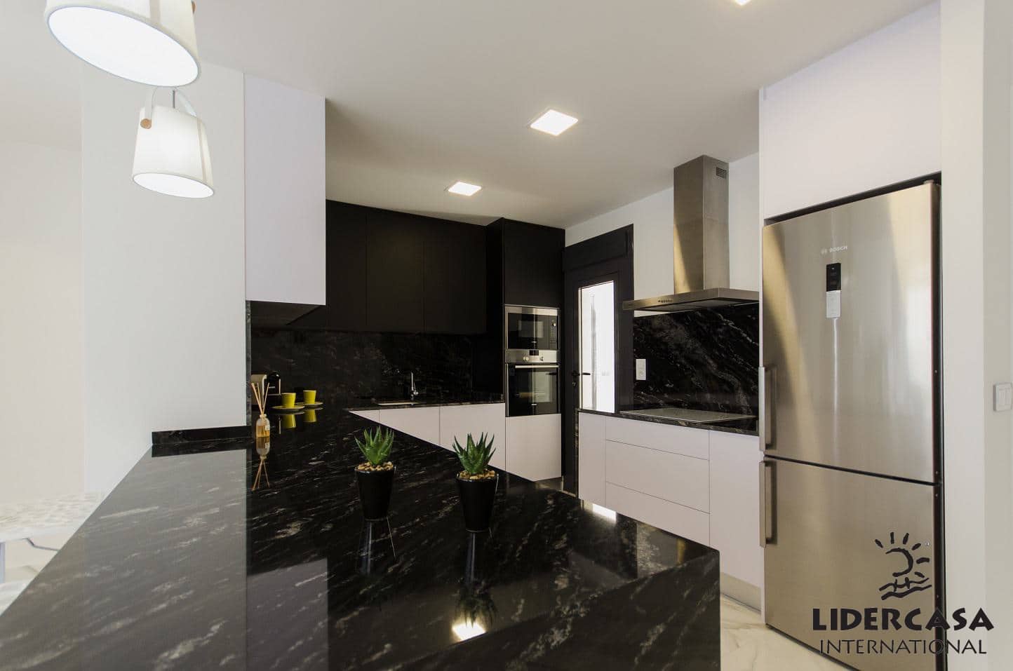 4 Zimmer Villa zu verkaufen in Orihuela mit Pool Garage - 975.000 € (Ref: 9450720)