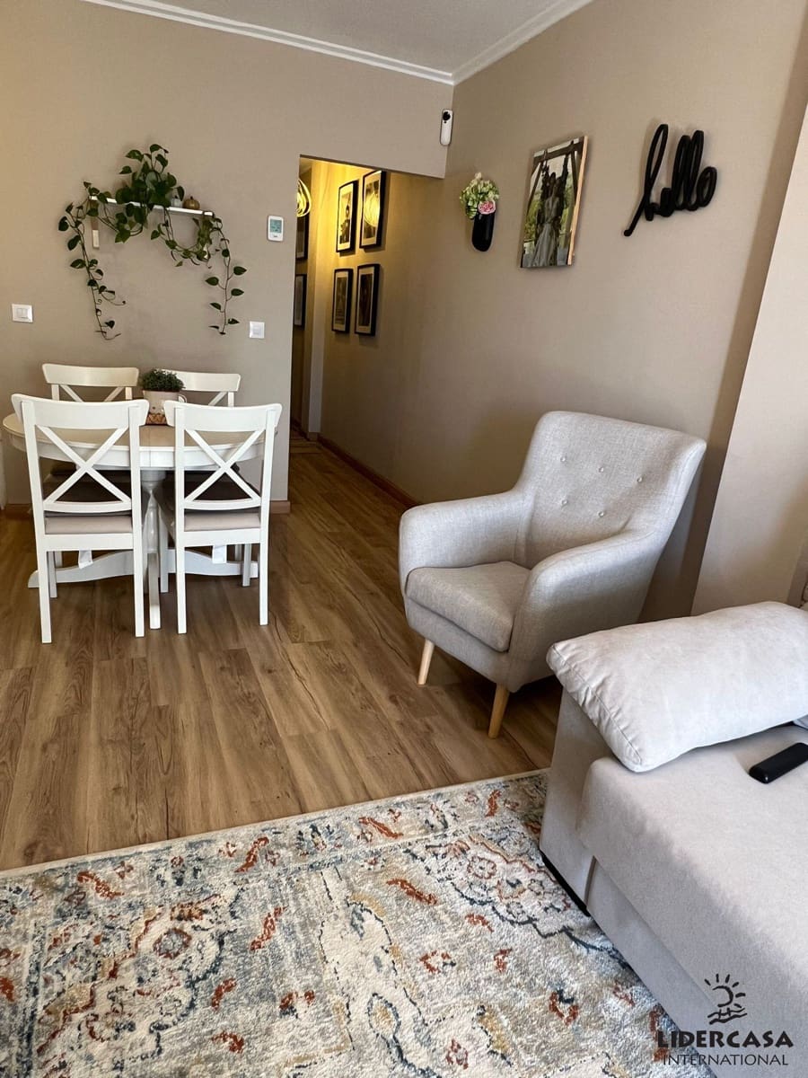 Apartamento de 3 habitaciones en Torre de la Horadada en venta - 242.000 € (Ref: 9450722)