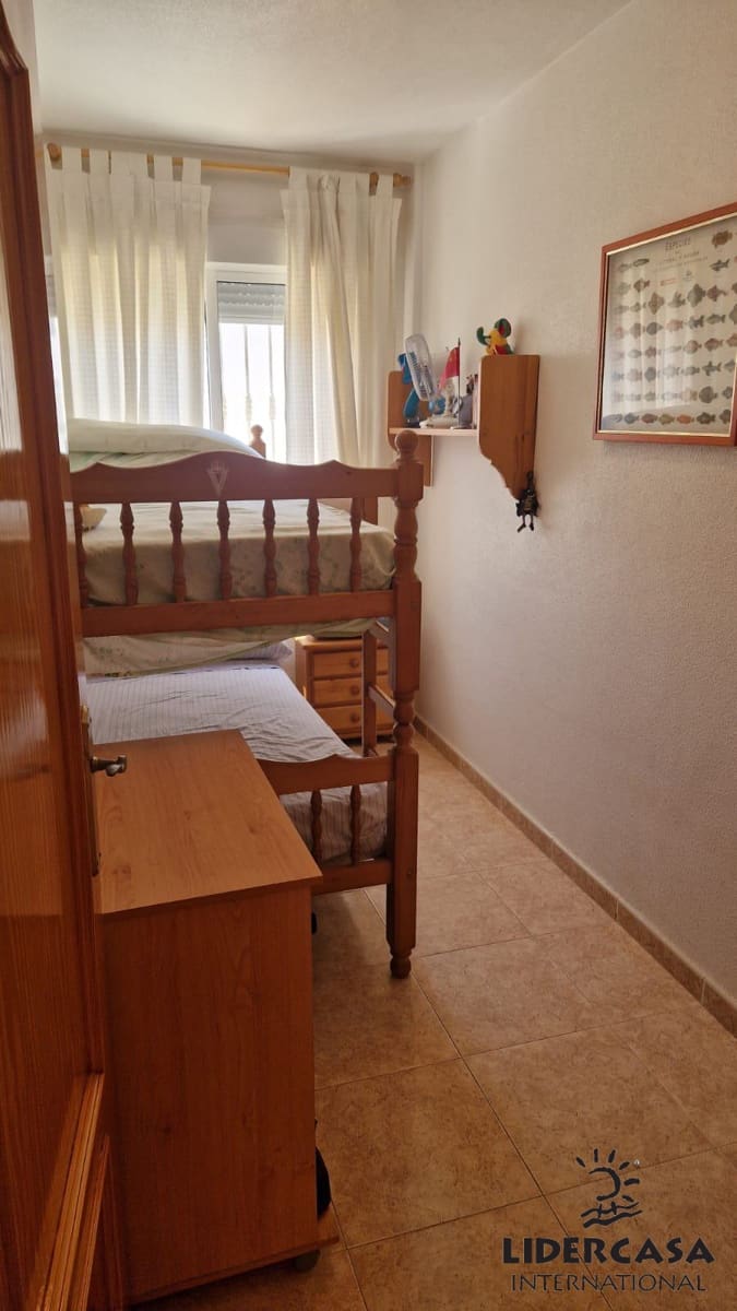 2 soveværelse Lejlighed til salg i San Pedro del Pinatar med garage - € 98.000 (Ref: 9450724)