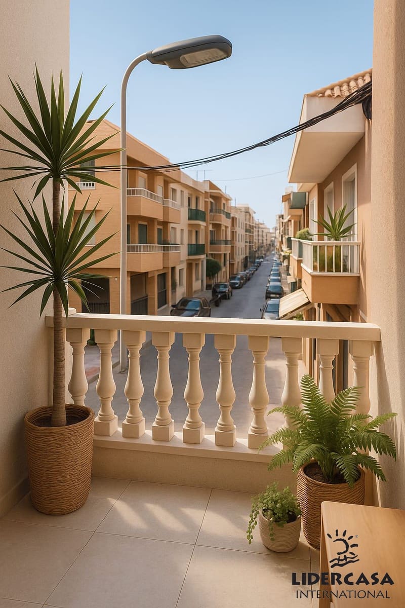 2 soveværelse Lejlighed til salg i San Pedro del Pinatar med garage - € 98.000 (Ref: 9450724)