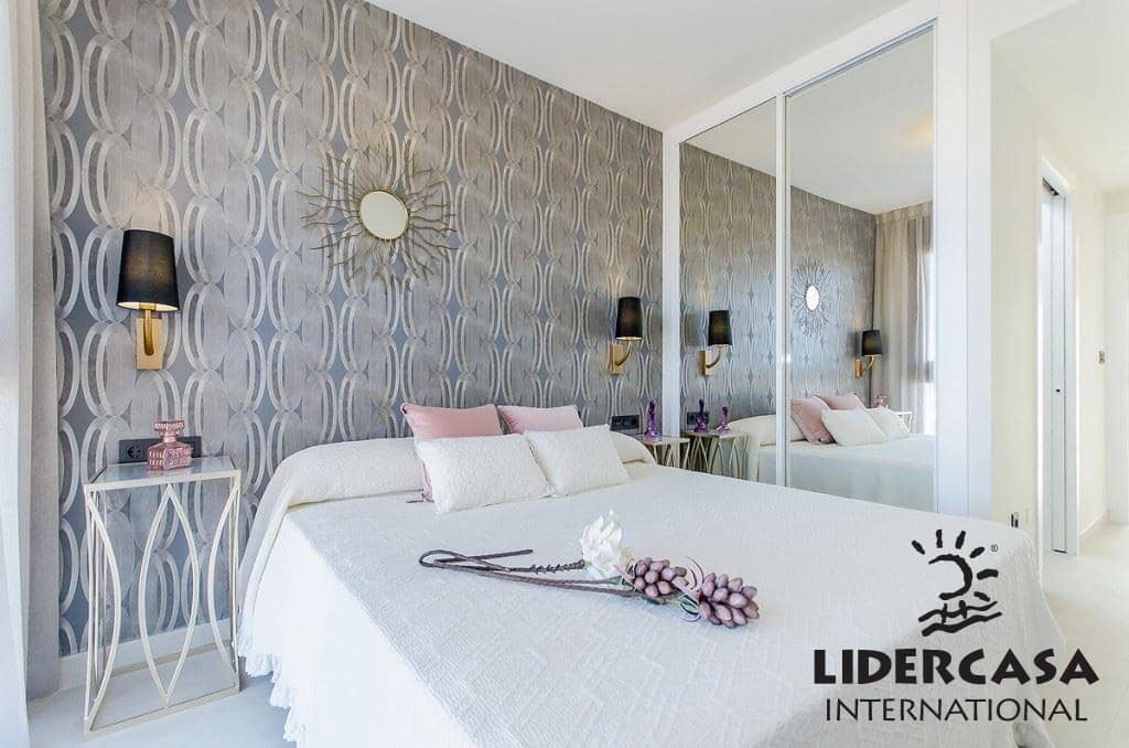 3 soveværelse Lejlighed til salg i Torrevieja med swimmingpool garage - € 305.000 (Ref: 9450726)