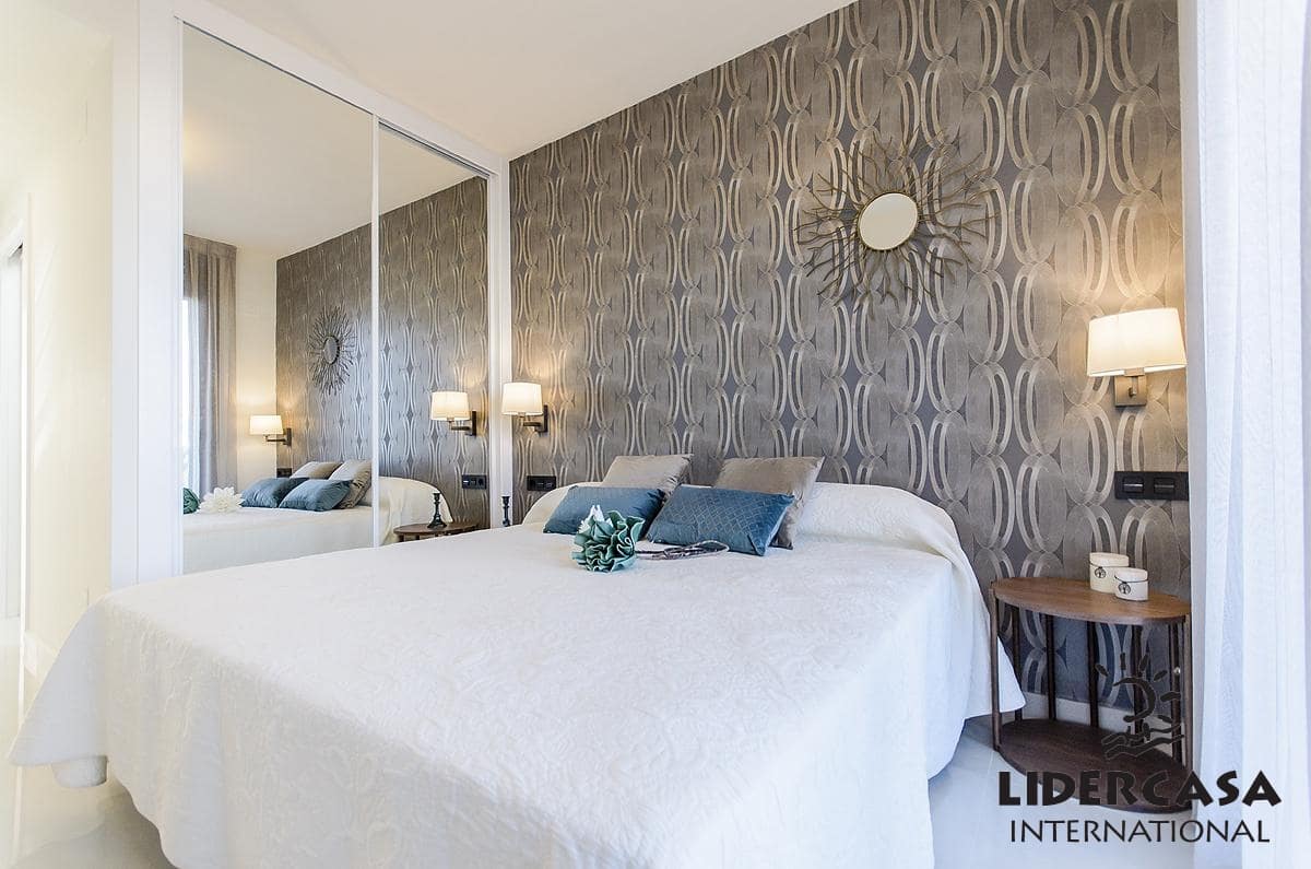 3 soveværelse Lejlighed til salg i Torrevieja med swimmingpool garage - € 305.000 (Ref: 9450726)