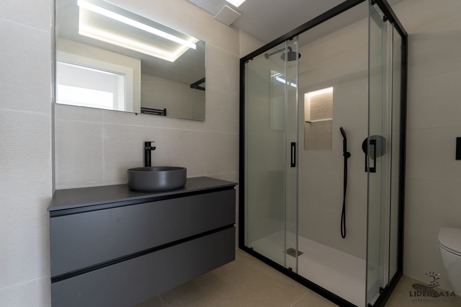 3 soveværelse Semi-Rækkehus til salg i San Pedro del Pinatar med swimmingpool - € 389.000 (Ref: 9450728)