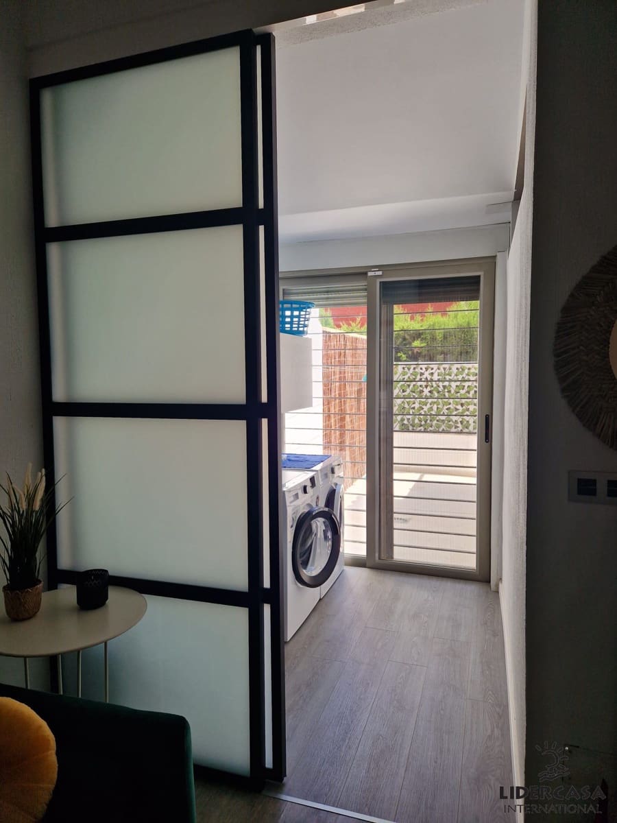 4 sypialnia Dom szeregowy na sprzedaż w Orihuela Costa z basenem garażem - 630 000 € (Ref: 9450730)