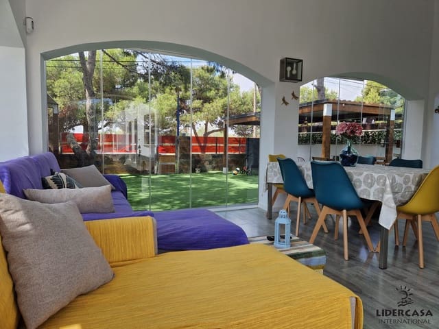 4 sypialnia Dom szeregowy na sprzedaż w Punta Prima, Orihuela z basenem garażem - 630 000 € (Ref: 9450730)