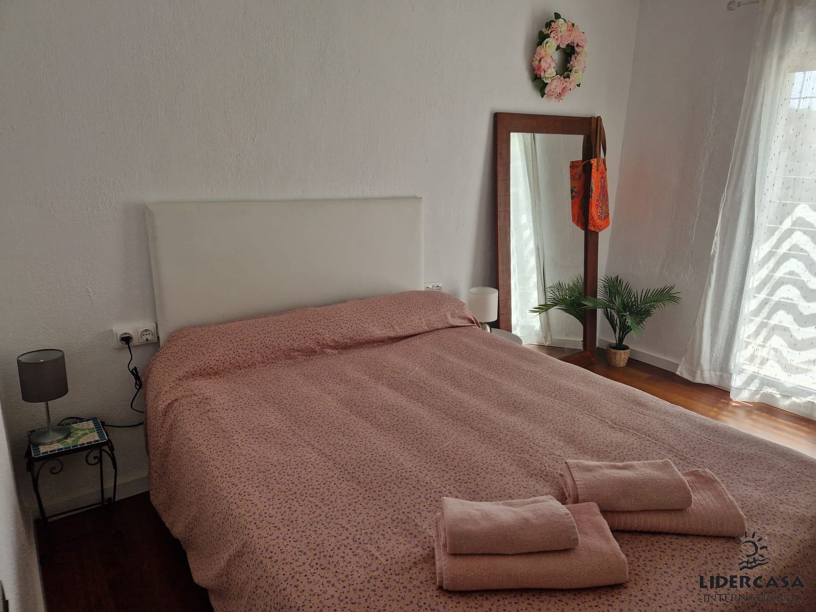 4 sypialnia Dom szeregowy na sprzedaż w Orihuela Costa z basenem garażem - 630 000 € (Ref: 9450730)