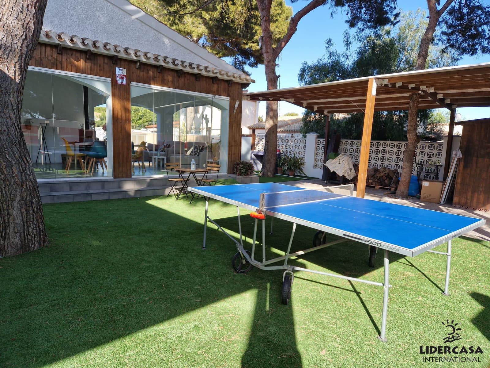 4 sypialnia Dom szeregowy na sprzedaż w Orihuela Costa z basenem garażem - 630 000 € (Ref: 9450730)