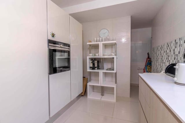 9 Zimmer Villa zu verkaufen in Dehesa de Campoamor, Orihuela mit Pool Garage - 1.900.000 € (Ref: 9450734)