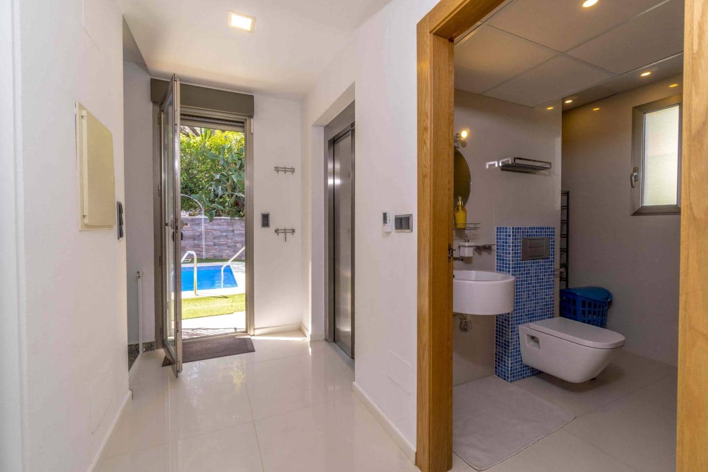 9 Zimmer Villa zu verkaufen in Orihuela mit Pool Garage - 1.900.000 € (Ref: 9450734)