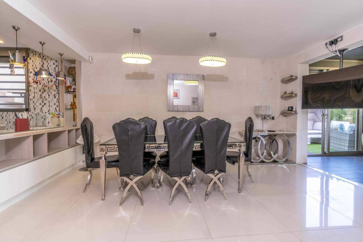 9 Zimmer Villa zu verkaufen in Orihuela mit Pool Garage - 1.900.000 € (Ref: 9450734)