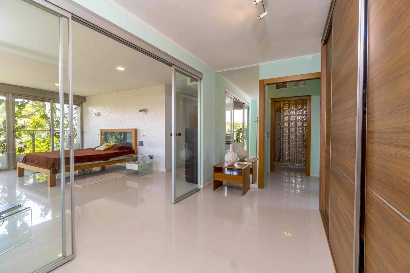 9 Zimmer Villa zu verkaufen in Orihuela mit Pool Garage - 1.900.000 € (Ref: 9450734)