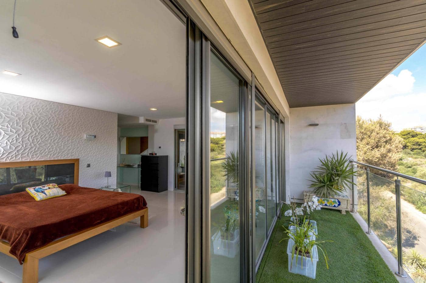 9 Zimmer Villa zu verkaufen in Orihuela mit Pool Garage - 1.900.000 € (Ref: 9450734)