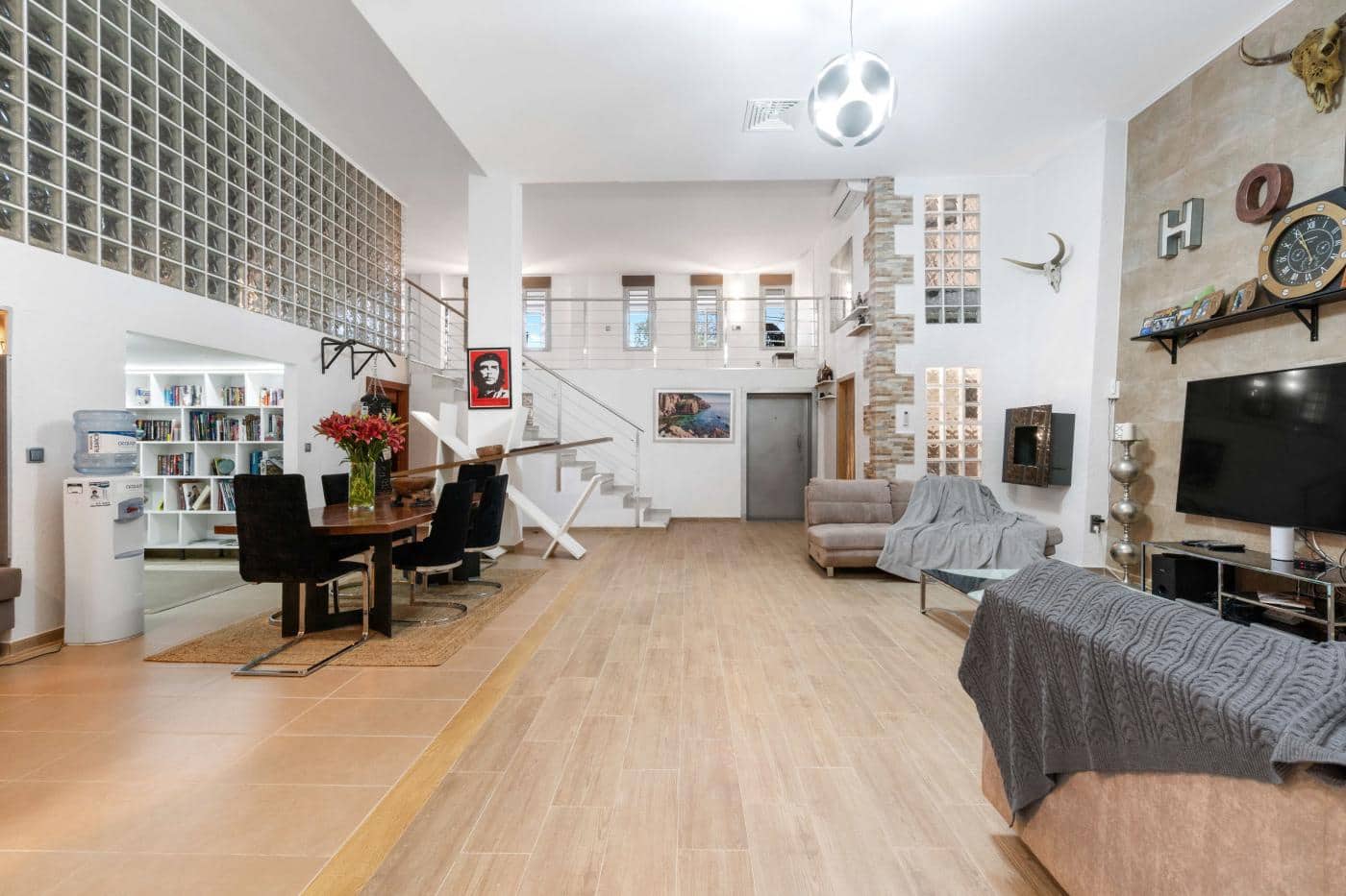 9 Zimmer Villa zu verkaufen in Orihuela mit Pool Garage - 1.900.000 € (Ref: 9450734)