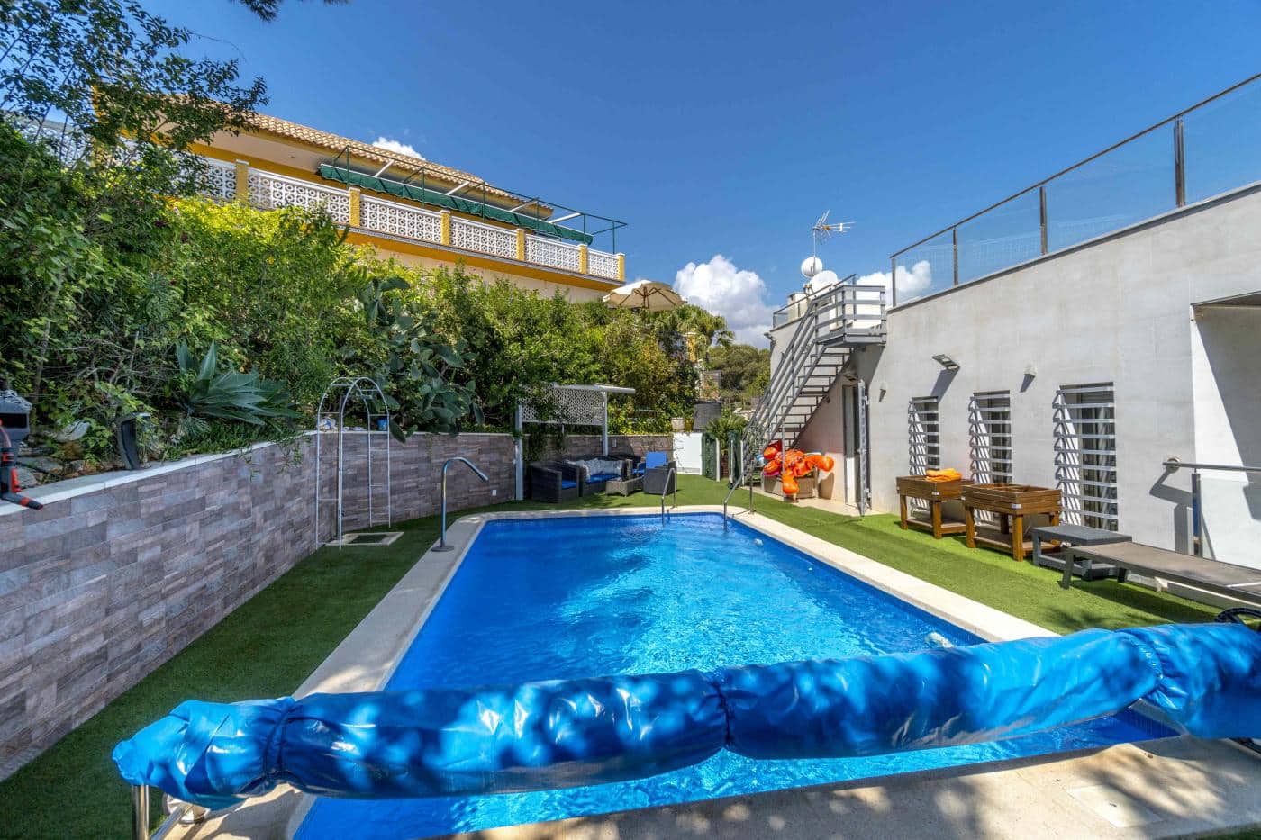 9 Zimmer Villa zu verkaufen in Orihuela mit Pool Garage - 1.900.000 € (Ref: 9450734)