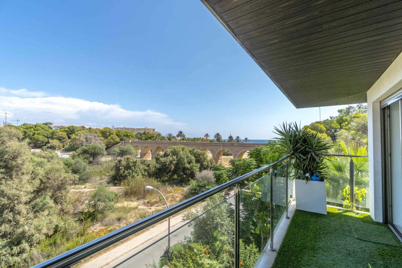 9 Zimmer Villa zu verkaufen in Orihuela mit Pool Garage - 1.900.000 € (Ref: 9450734)