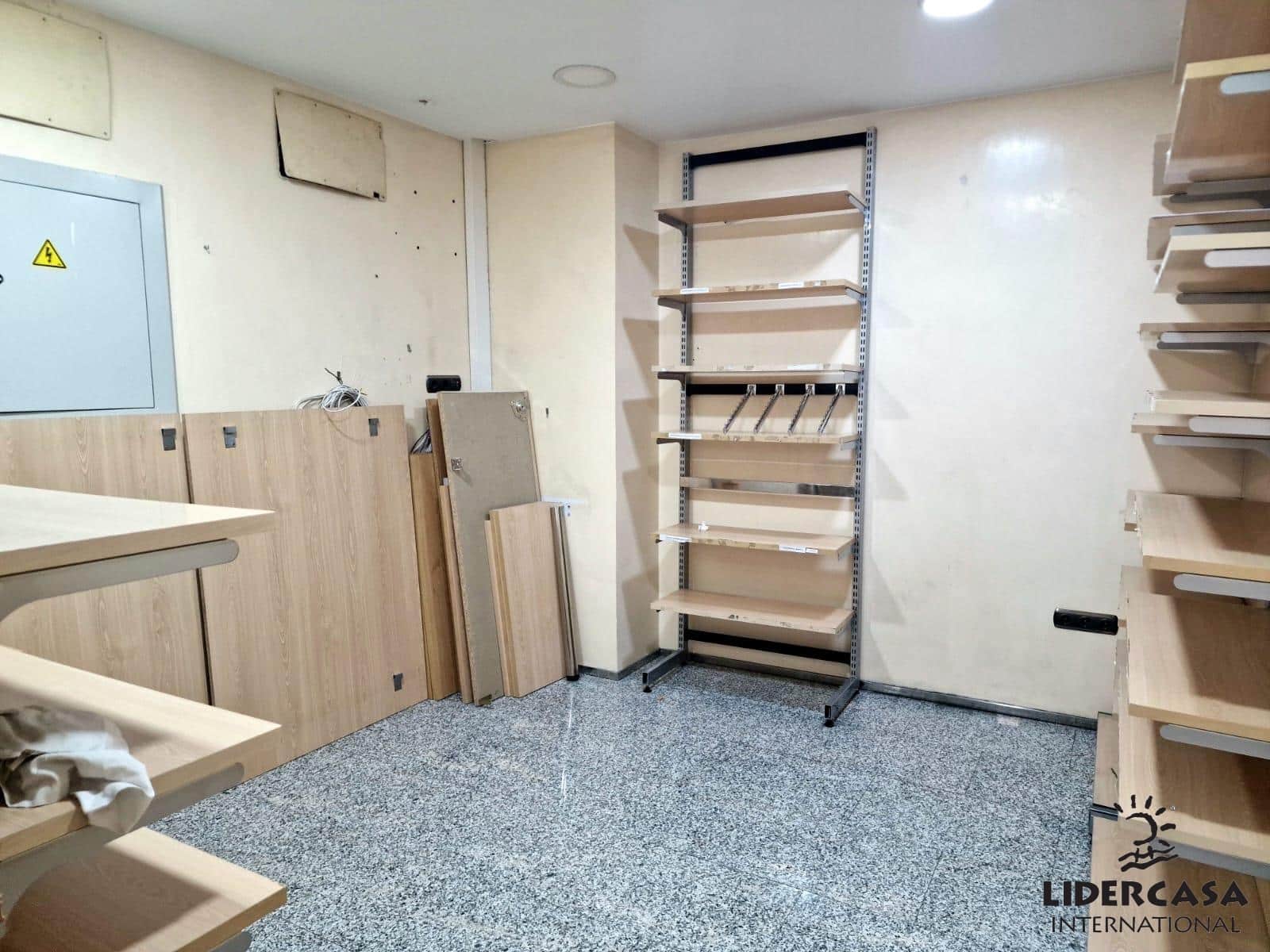 6 chambre Local Commercial à vendre à Murcie ville - 400 000 € (Ref: 9450748)