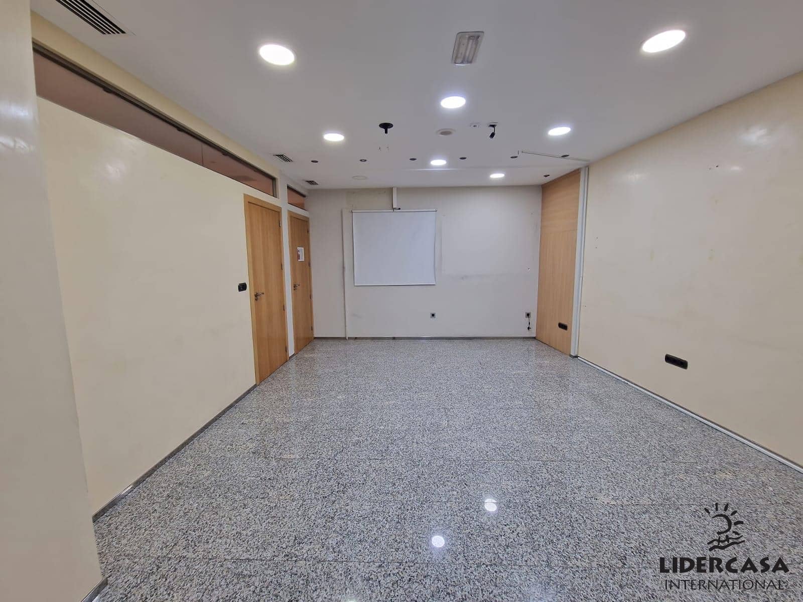 6 chambre Local Commercial à vendre à Murcie ville - 400 000 € (Ref: 9450748)