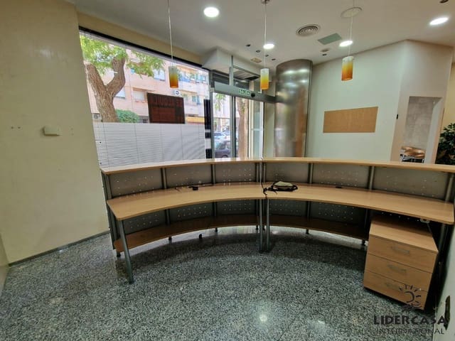 6 quarto Comercial para venda em Santa María de Gracia, Múrcia cidade - 400 000 € (Ref: 9450748)