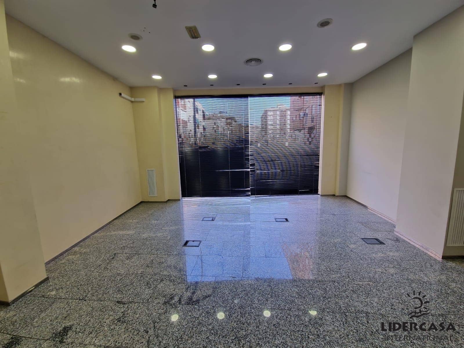 6 chambre Local Commercial à vendre à Murcie ville - 400 000 € (Ref: 9450748)