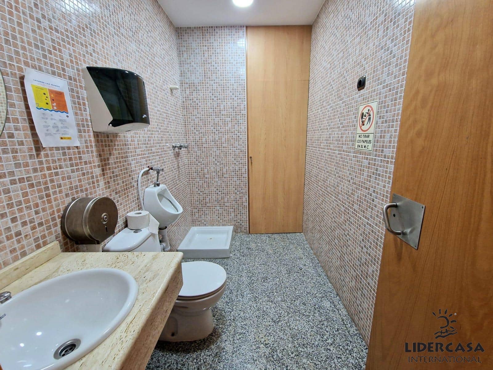 6 chambre Local Commercial à vendre à Murcie ville - 400 000 € (Ref: 9450748)