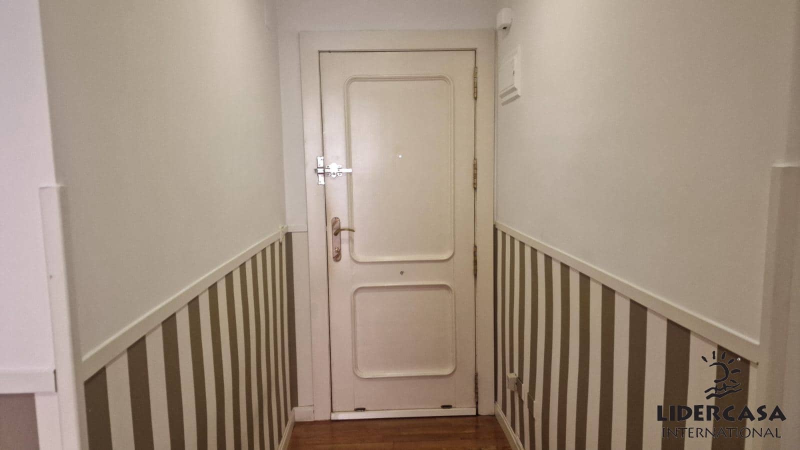 3 quarto Apartamento para arrendar em Murcia cidade com garagem - 1 000 € (Ref: 9450751)