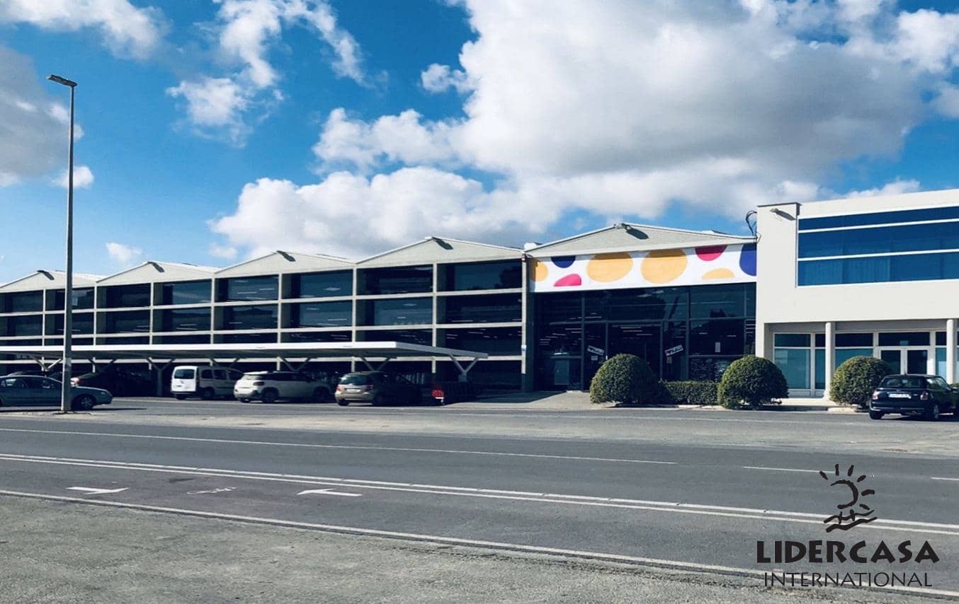 Commercial for sale in San Javier with garage - € 2,116,000 (Ref: 9450755)