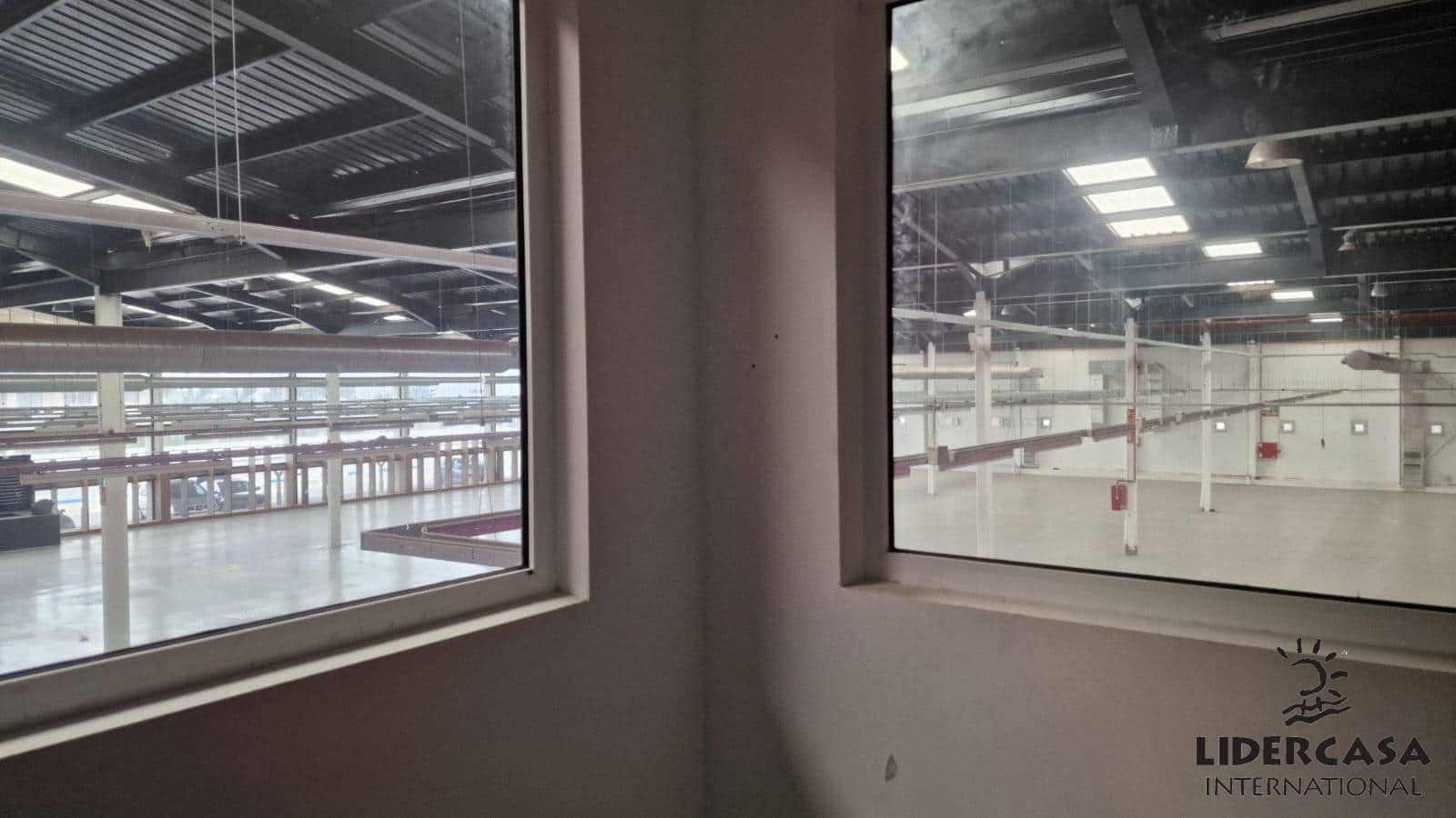 Commercial for sale in San Javier with garage - € 2,116,000 (Ref: 9450755)